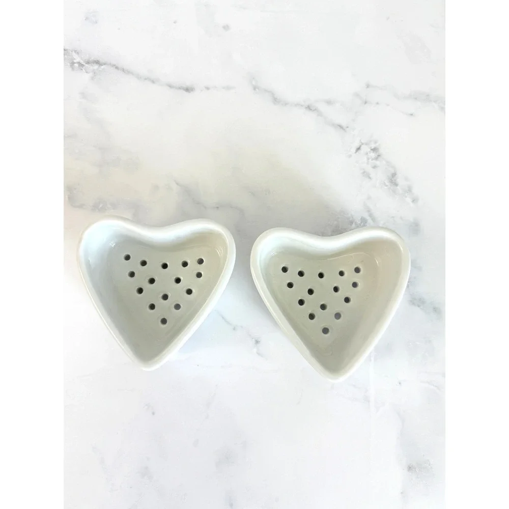 VTG Pair (2) White Ironstone Coeur a la Creme Cheese Molds 3.5